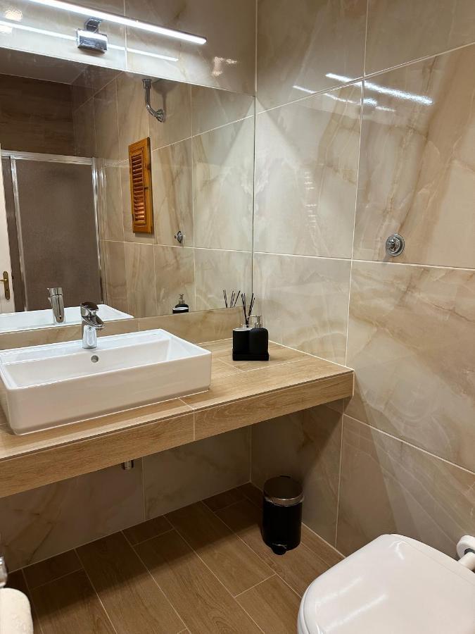 تراني Nouvelle Vag - Apartment & Room المظهر الخارجي الصورة